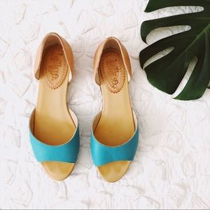 {Latigo} Mollee Peep Toe Flat Size 6